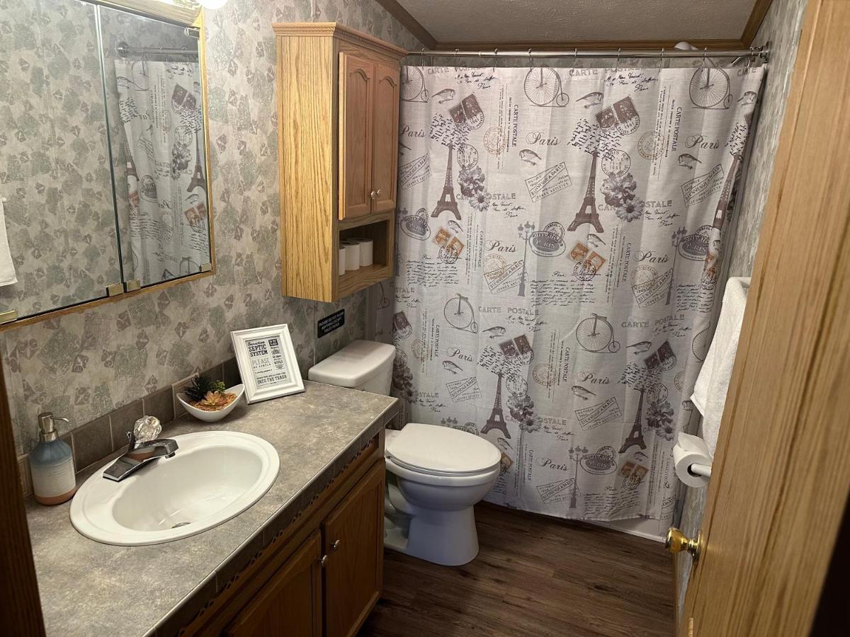 Spacious Cozy Getaway ! King Bed, Game Room, Out Door Patio Cairo Luaran gambar